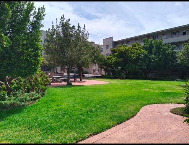 2 BEDROOM PROPERTY TO RENT IN CAPE TOWN CITY CENTRE